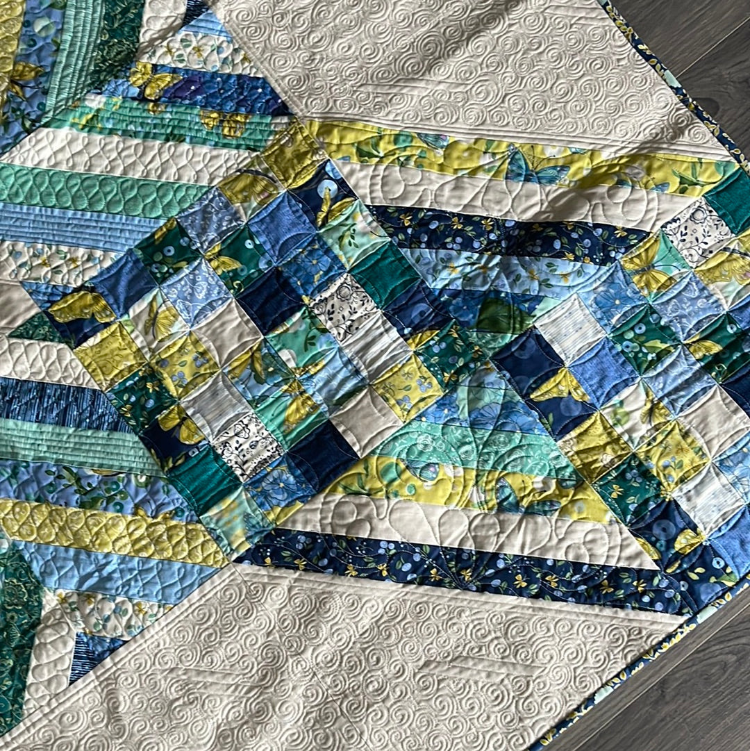 Modern X quilt